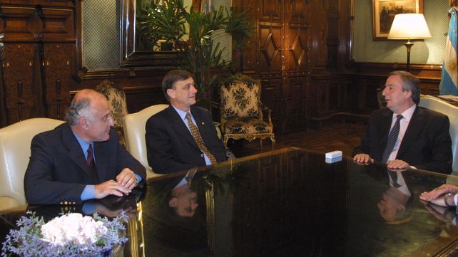 El 1º de diciembre de 2003 Lifschitz y Binner se reunieron con el presidente Néstor Kirchner en la Casa Rosada.