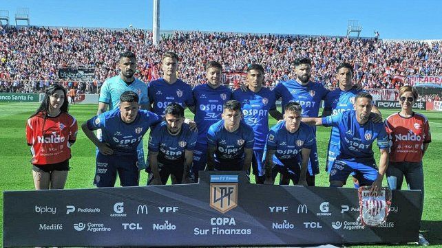 Unión depende de sí mismo para salvar la categoría pero habrá que ver si ante Belgrano arriesga desde el inicio o juega con la presión de su rival.