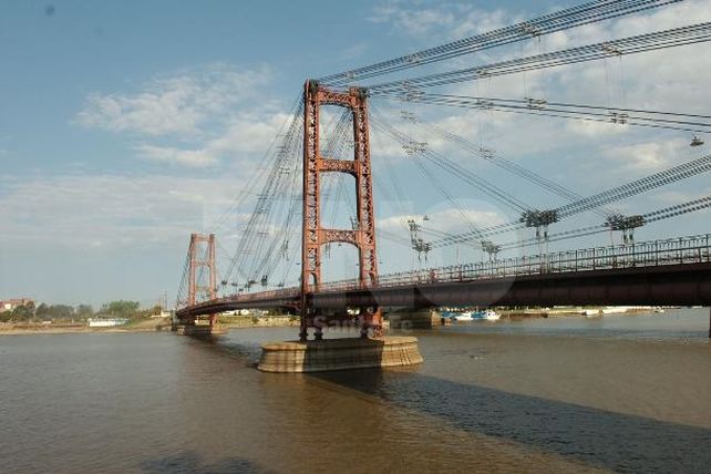 Un comienzo de fin de semana caluroso, húmedo y con amenaza latente de lluvias