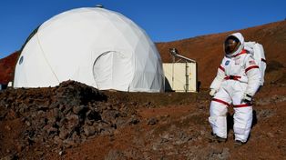 Seis voluntarios se aíslan un año en una cúpula para preparar un viaje a Marte