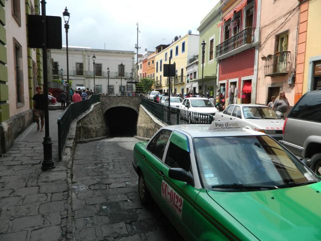 De túneles y callejones a la morbosidad de las momias