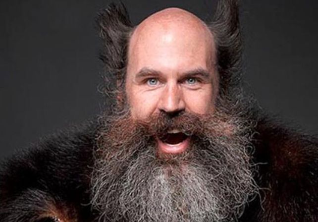 La barba de un hombre puede tener tantos microbios como la tapa de un inodoro