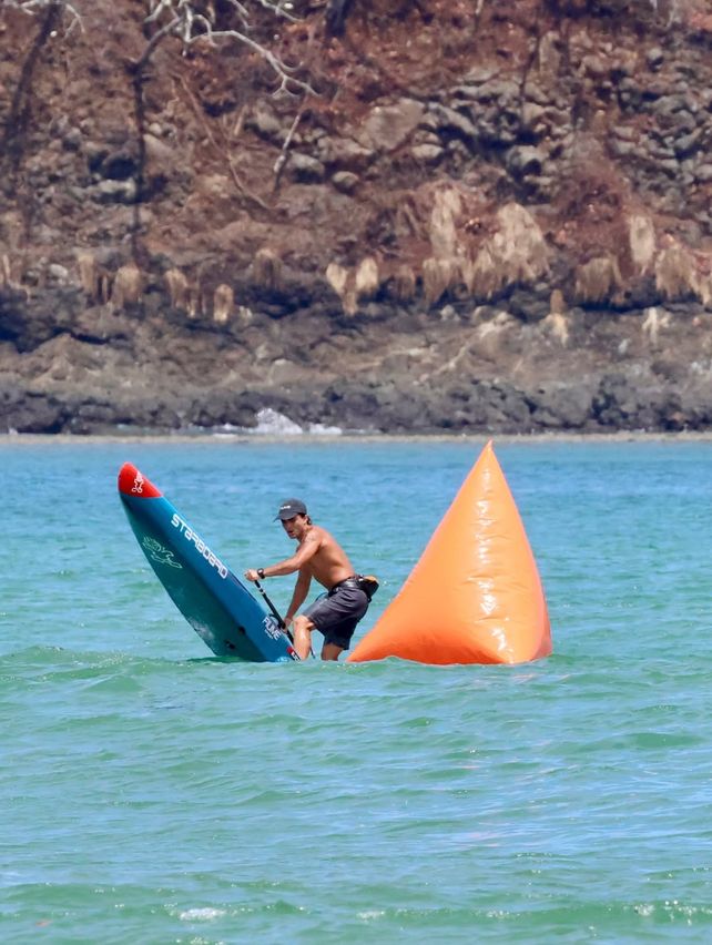 Santino Basaldella compitiendo en aguas de Playa Venao
