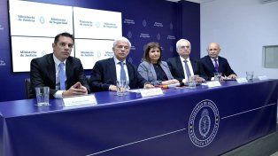 El Gobierno anunció proyecto para condenar chicos de 13 años que cometan delitos