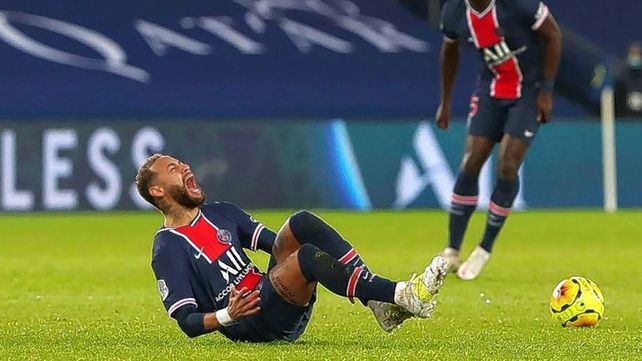 Neymar se perderá el resto de los partidos de 2020 por una lesión en su tobillo izquierdo. Neymar se perderá el resto de los partidos de 2020 por una lesión en su tobillo izquierdo.