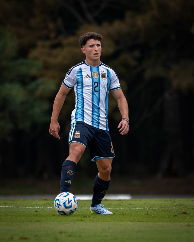 La última participación futbolística de Ignacio Ovando fue con el seleccionado sub-20.