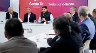 Las autoridades del gobierno provincial se reunieron con los intendentes por la tasa vial a puertos que cobraban.