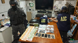 Parte de los elementos secuestrados en uno de los operativos contra la organización llamada La Mafilia.&nbsp;