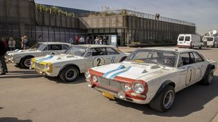 Medio millar de Torino celebraron la hazaña de Nürburgring