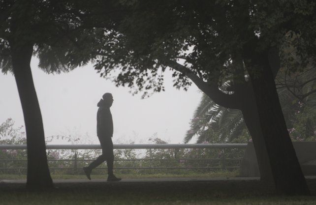 El tiempo en Rosario: un jueves que estaría atravesado por niebla, neblina y nubes