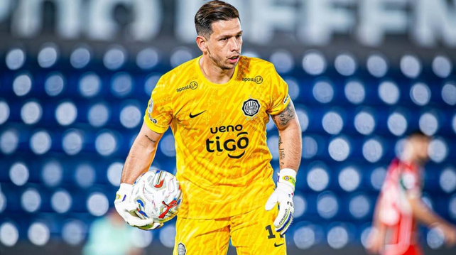 Juan Espínola tiene 30 años y tuvo un buen paso por Belgrano entre 2024 y 2025. Llegará a Newells para ser titular.