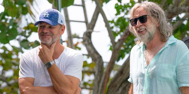 El director y guionista Tim Brown junto a Nicolas Cage.