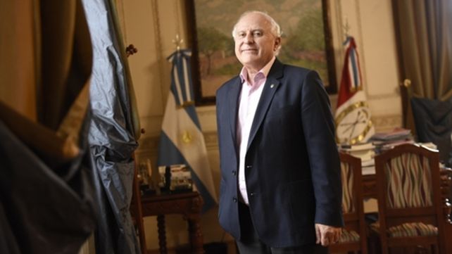 Democracia y decretos no se llevan bien