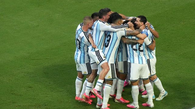 Festejó Argentina en un durísimo partido ante Cabo Verde en Miami. Se viene Egipto en octavos del Mundial.