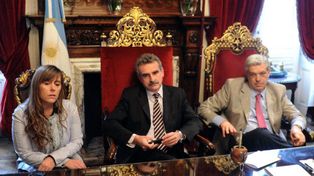 Rossi: “Estas cosas no pueden pasar en democracia”