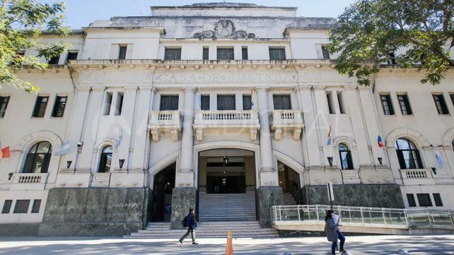 Imputan por presunto abuso a muralista de Santa Fe y definen si sigue preso hasta el juicio. Fue detenido tras denuncia de expareja