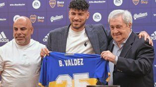 Bruno Valdez fue presentado junto a Mauricio Serna y Amor Ameal.