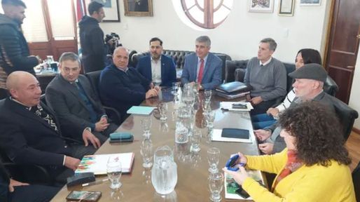 Paritarias en Santa Fe: el atraso salarial por inflación, eje del primer debate