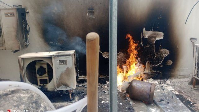 El incendio de una garrafa con interface provocó un incendio en IAPV