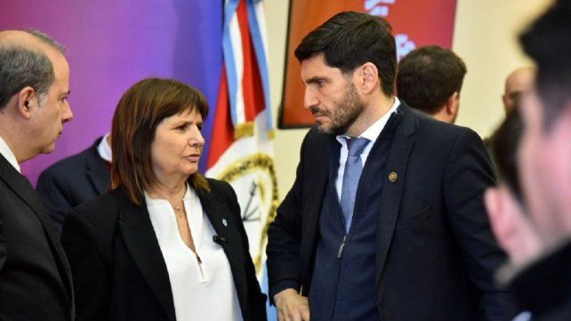 Una organización narcoterrorista amenazó a Pullaro y Bullrich.