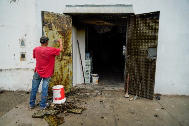El local de bulevar Seguí y Maipú no sufrió daños significativos por el incendio.