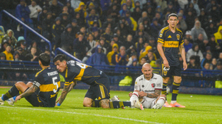 Cocoliso González sufrió un golpe durante el partido entre Newells y Boca en la Bombonera.