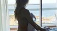 sola y desde punta del este, nicole publico fotos sensuales y frases picantes