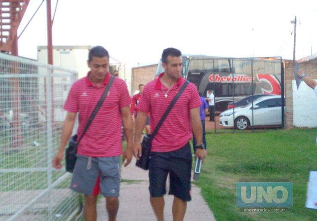 Banderazo de apoyo al #PatrónDelAscenso antes de la semifinal