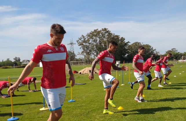 Unión ya piensa en Gimnasia (LP) y el boom Maradona tras ganar el Clásico