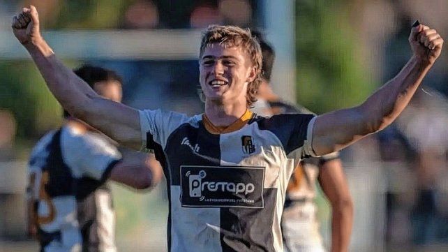 El paranaense Bautista Lescano fue convocado a los Pumas 7.