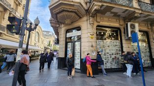 En el centro de Rosario ya pueden verse algunos locales que quedaron recientemente vacíos producto de la caída del consumo