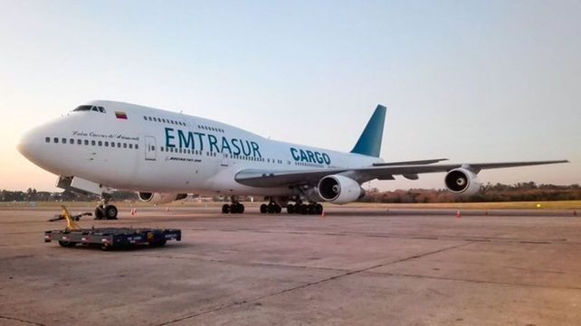 El avión está retenido por las autoridades argentinas en el aeropuerto de Ezeiza.