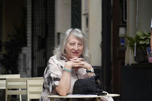 De Lourdes. Lilian Cheruse