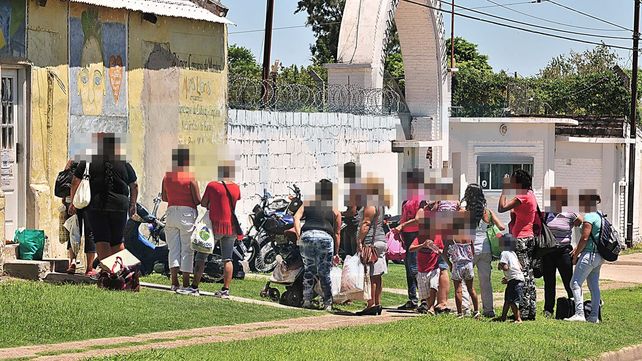 Los abusos se habrían producido durante las visitas de la niña y su madre al pabellón 16.