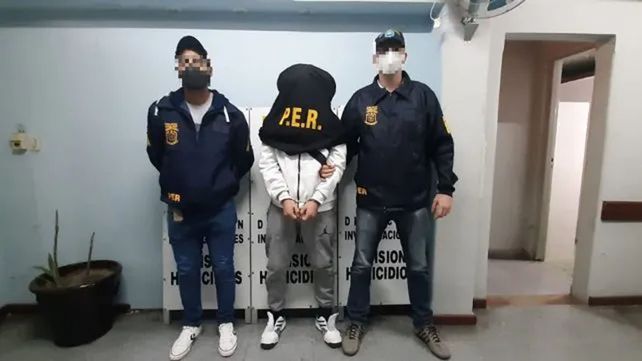 La mujer golpeada con una pala por su hijo sigue grave sin respuesta neuronal