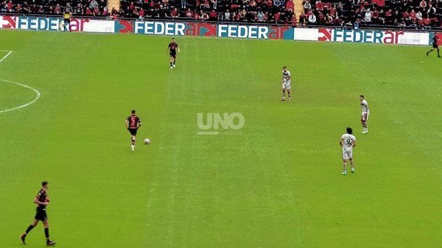 El minuto a minuto del duelo entre Colón y Belgrano