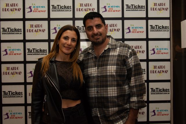 Voces del Rock se presentó en el Teatro Broadway