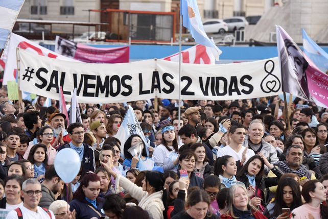 Durante el 2018 se realizaron varias marchas celestes en el país. Foto: Héctor Rio