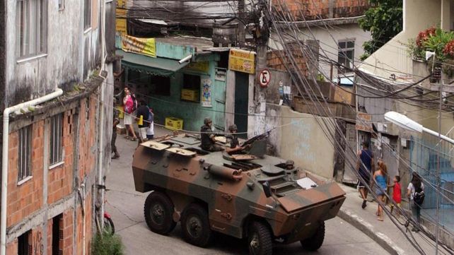 Los policías entraron a una favela cercana a Pararisópolis y desataron la tragedia.