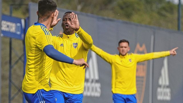 Boca retomó los trabajos con varias dudas importantes