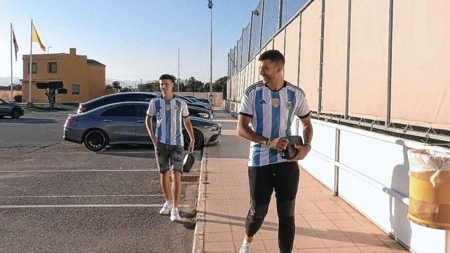 Rulli y Foyth lucieron la camiseta argentina en Villarreal