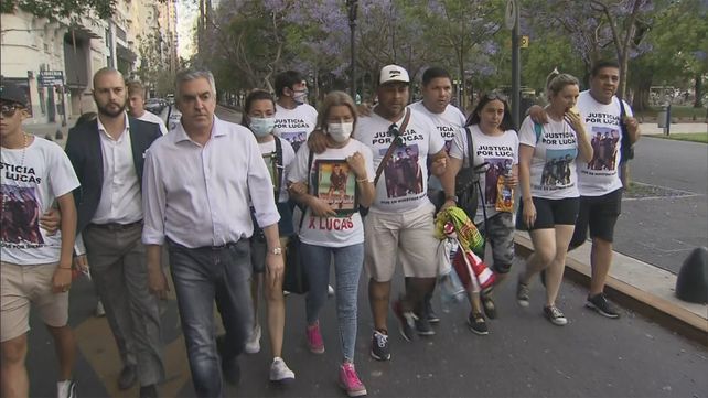 La familia de Lucas González en una de las varias marchas organizadas para pedir justicia.
