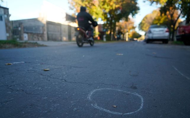 Según la acusación Dalma García y Julieta Gaitán fueron asesinadas por error. Una de ellas pidió prestada una mota a una mujer a la que buscaban para matarla.&nbsp;
