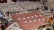 León XIV llamó a los nuevos sacerdotes a ser creíbles y sanar una Iglesia herida
