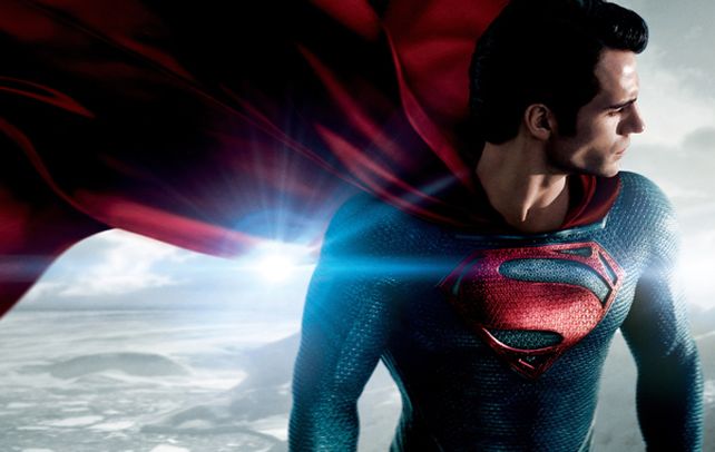 Invencible. El británico Henry Cavill se pone esta vez en la piel de Superman. Hace 75 años el personaje aparecía por primera vez en una historieta.