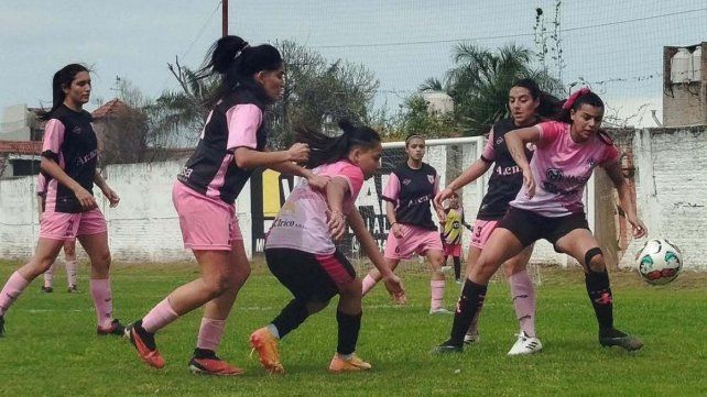 Arenas FC eliminó por penales a Academia Crack en el duelo paranaense de la Copa Túnel Subfluvial Femenina.