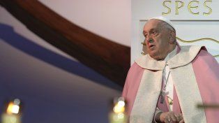 El Vaticano retoma un juicio que salpica hasta al fallecido Papa Francisco