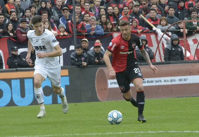Newells - Defensa y Justicia 2019 en vivo: qué canal transmite y televisa para ver online y a qué hora juegan por la Superliga el domingo 10 de noviembre