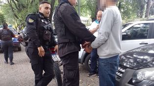 La acción en conjunto de agentes municipales y policías se utiliza en las intervenciones por denuncias a cuidacoches