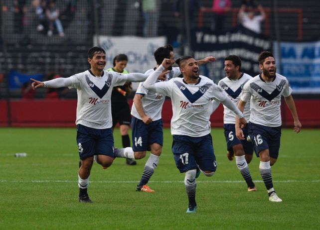 Sportivo Rivadavia dio la nota y eliminó a Newells por penales en el Coloso Marcelo Bielsa